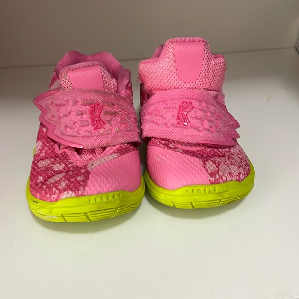 SpongeBob SquarePants x Kyrie 5 TD 'Patrick